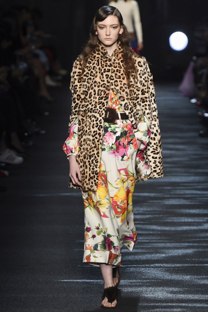 Blumarine（蓝色情人）2024米兰时装周女装秀