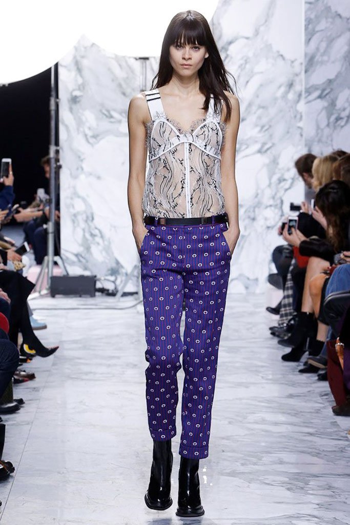 Carven（卡纷）2024巴黎时装发布会女装秀