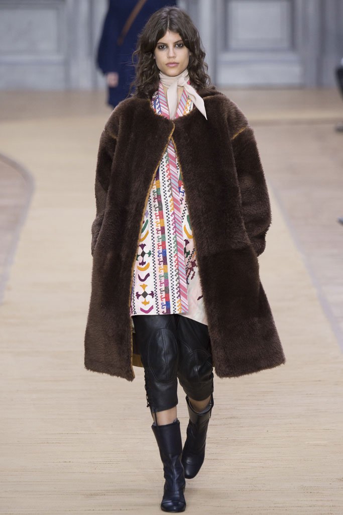 Chloé（寇依）2024巴黎时装周秋冬女装秀