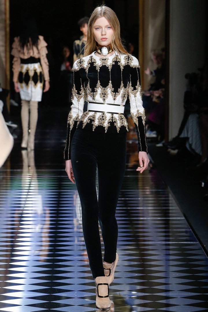 Balmain（巴尔曼）2024巴黎时装周女装秀