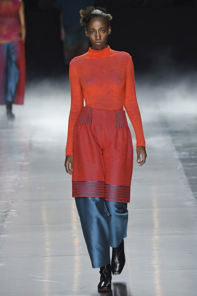 Issey Miyake（三宅一生）2024巴黎时装周女装秀