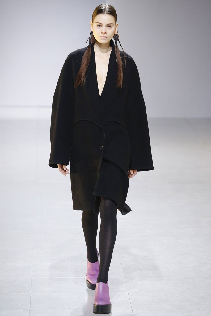 Chalayan（卡拉扬）2024巴黎时装周女装秀