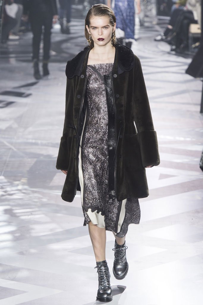 Louis Vuitton（路易威登）2024巴黎时装周女装秀