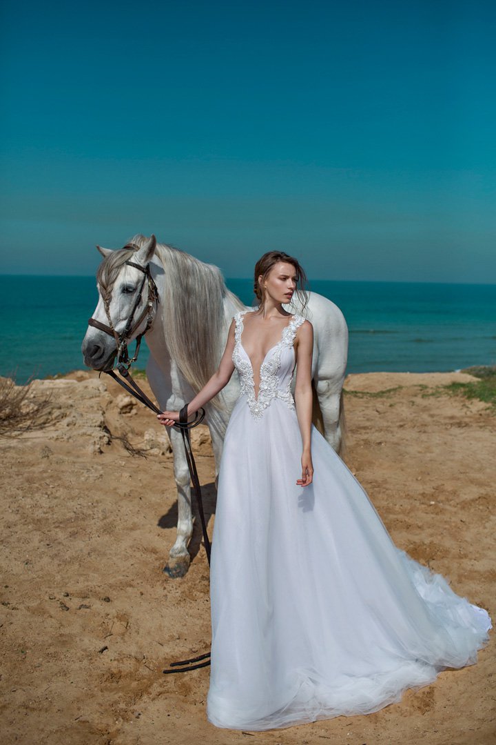Nurit Hen Royal 2024高级定制婚纱礼服系列