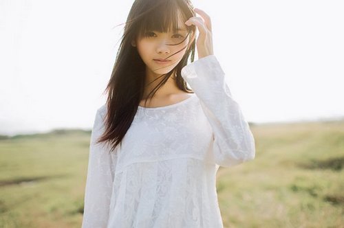 早安心语：心似莲开，清风自来