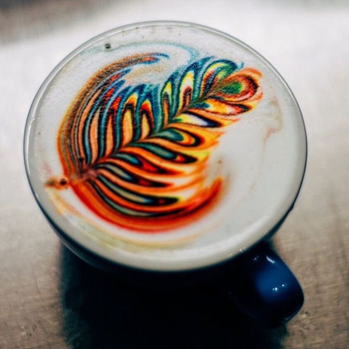 来自美国的“彩虹”拉花 Latte