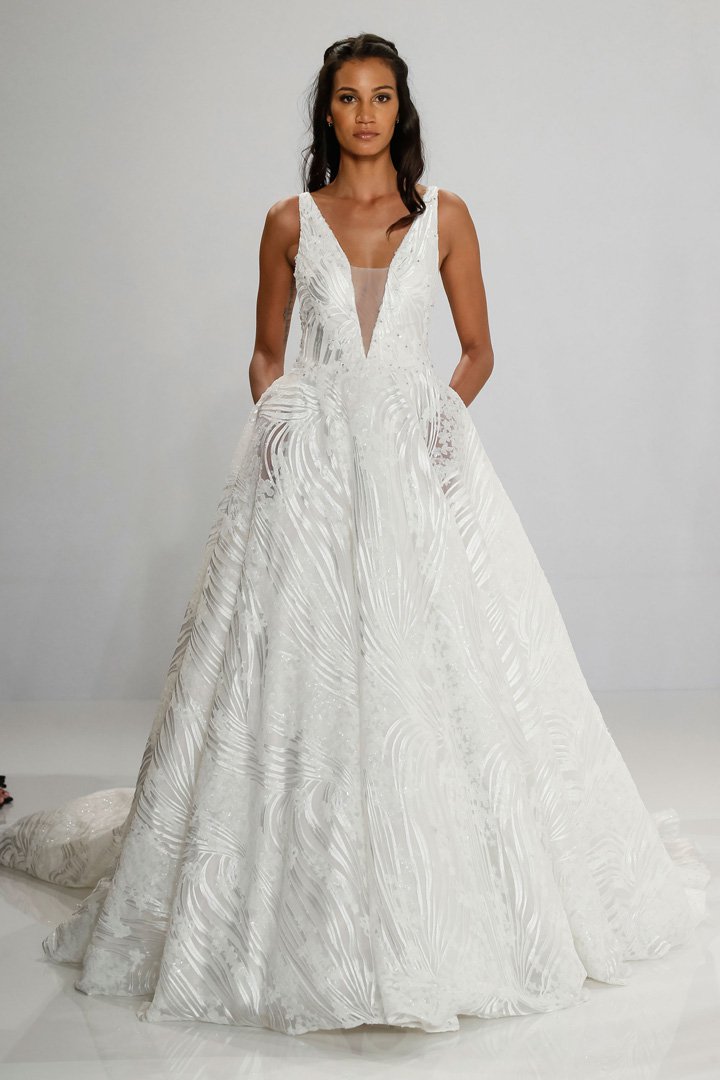 Tony Ward for Kleinfeld 2024春夏婚纱秀