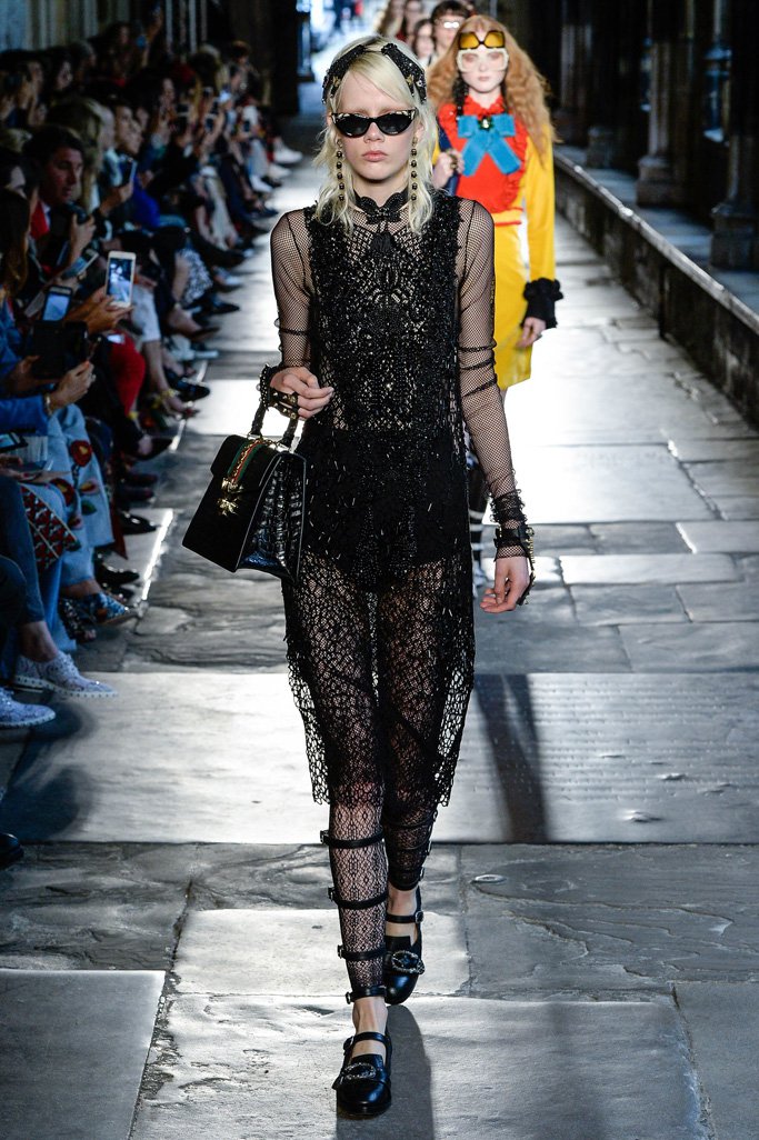 GUCCI 伦敦2024早春度时装发布会女装秀