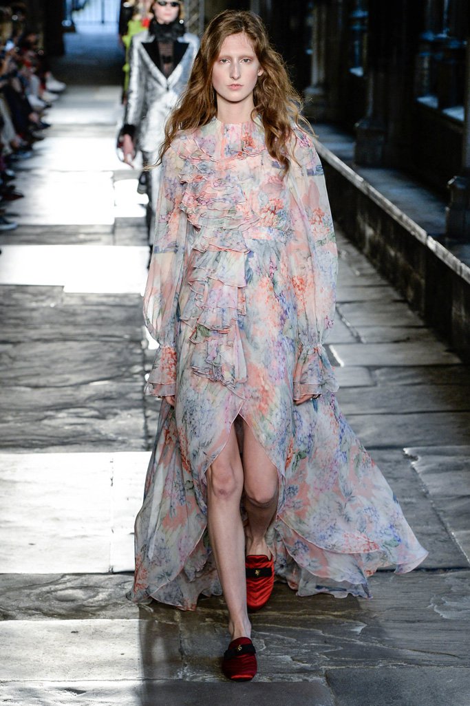 GUCCI 伦敦2024早春度时装发布会女装秀
