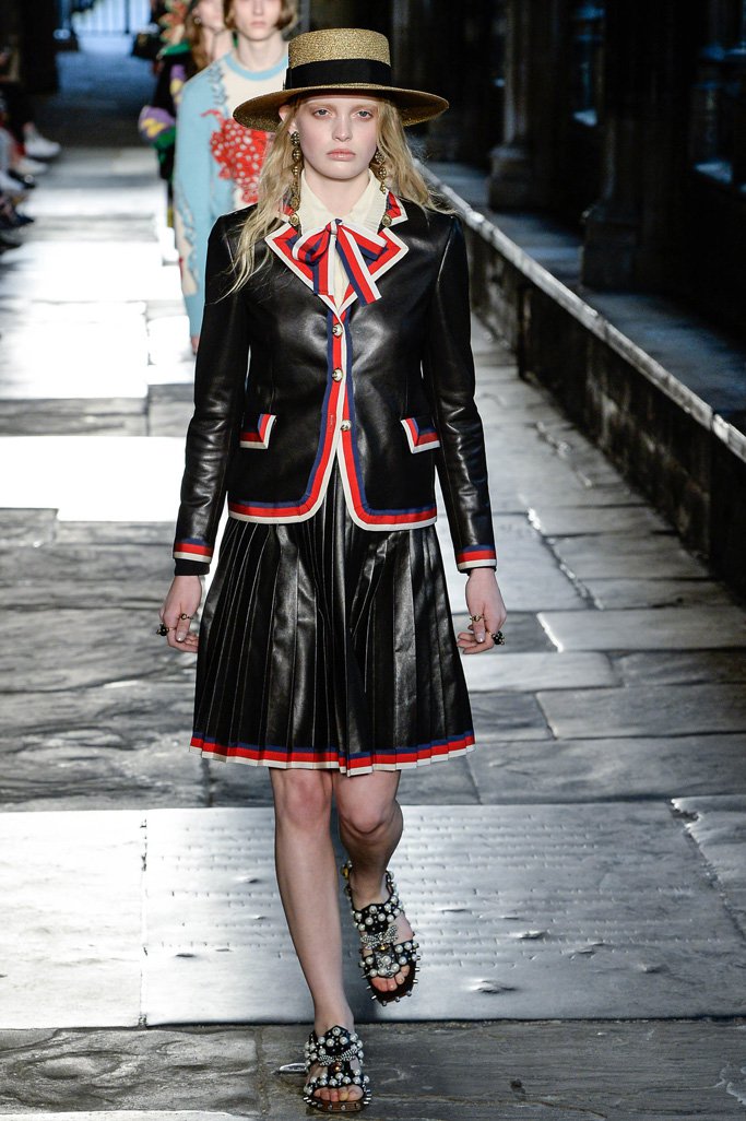 GUCCI 伦敦2024早春度时装发布会女装秀