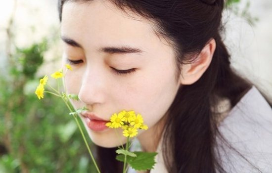 皮肤出油长痘痘怎么办  除油消痘秘诀篇