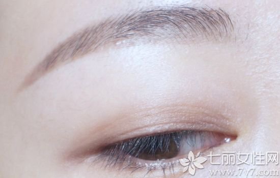 韩国证件照妆容 女孩必备美腻地证件照