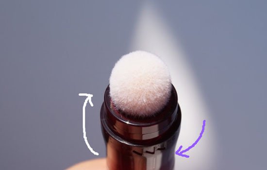 美宝莲橡皮擦遮瑕笔好用吗 美宝莲网红产品试色
