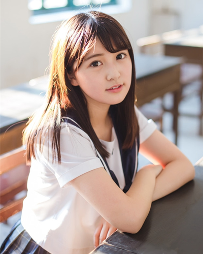 2025学院风女生发型 清纯美发美翻众人