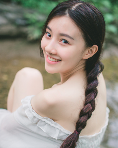 夏天最适合的发型 清爽与气质俱佳的美发怎能错过