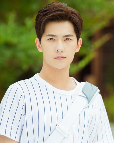 杨洋鹿晗李易峰演绎 2024男生夏季发型