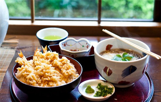 吃面食容易胖还是米饭容易胖