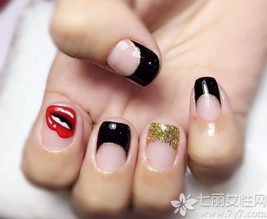 法式美甲图片2025最新 新款法式美甲你get了吗