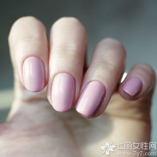 单色美甲图片2025 新款简约纯色美甲