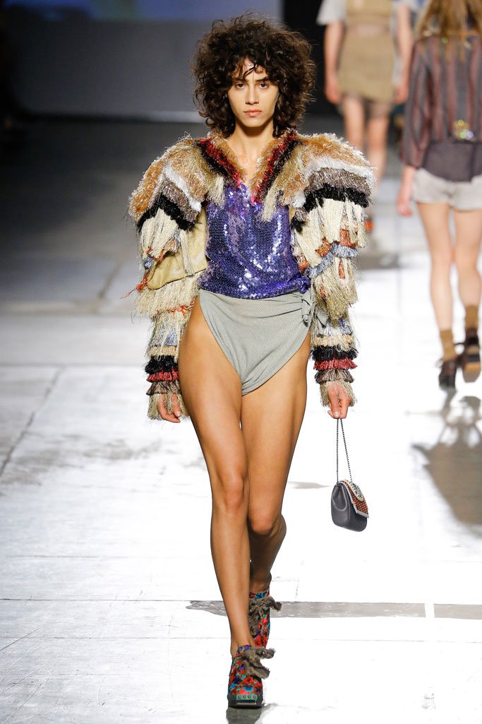 Vivienne Westwood 2024米兰男装发布会男装秀