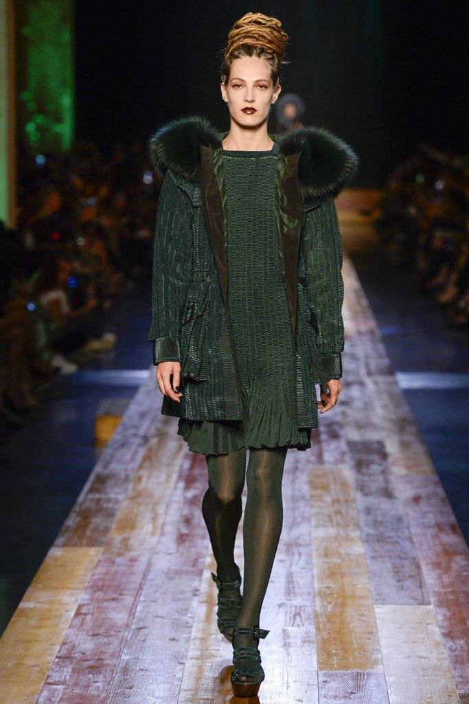 Jean Paul Gaultier 2024巴黎时装周高级定制时装秀