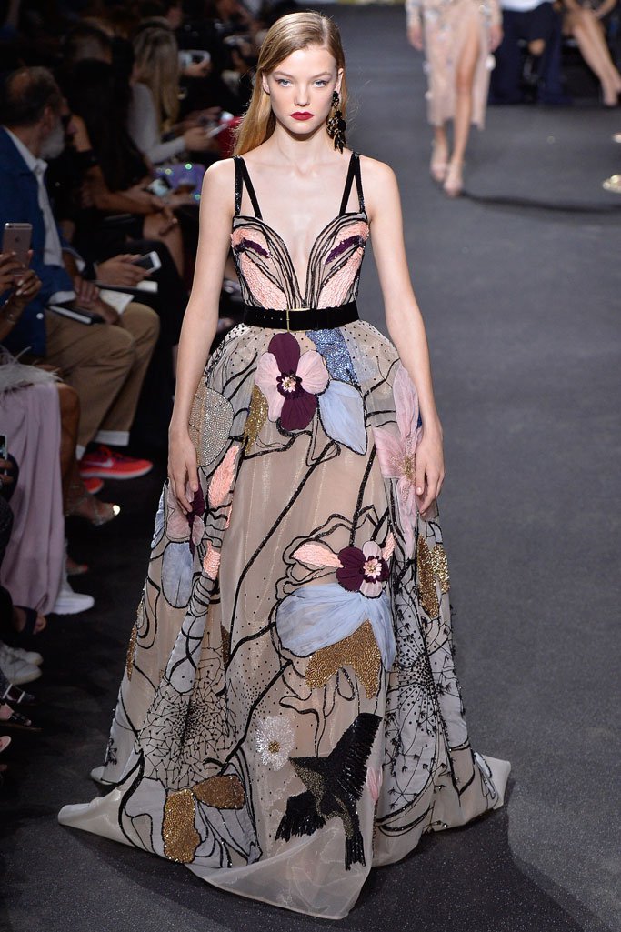 Elie Saab（艾莉·萨博）2024巴黎时装周高级定制时装秀