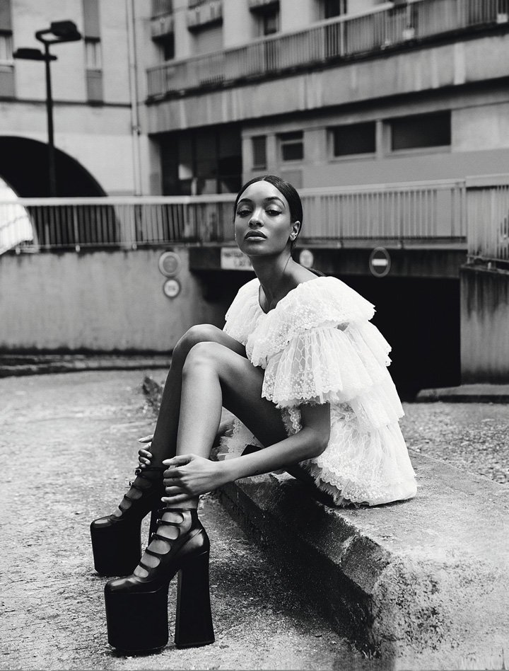超模Jourdan Dunn 演绎《Madame Figaro》时尚杂志大片