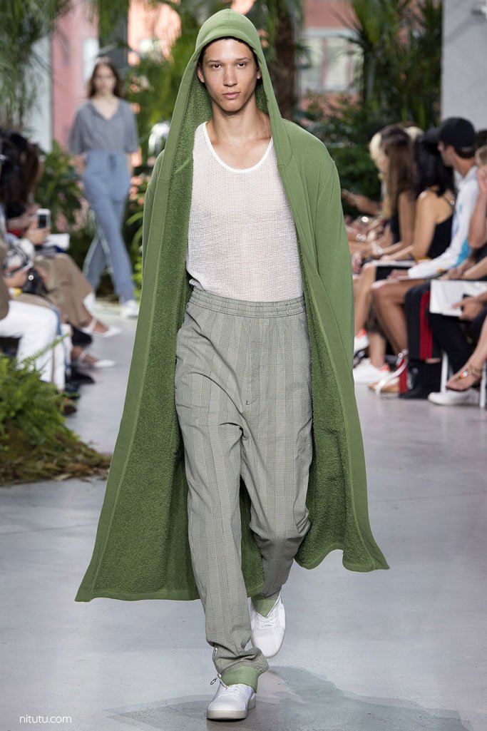 Lacoste（法国鳄鱼）2024纽约时装发布会女装秀