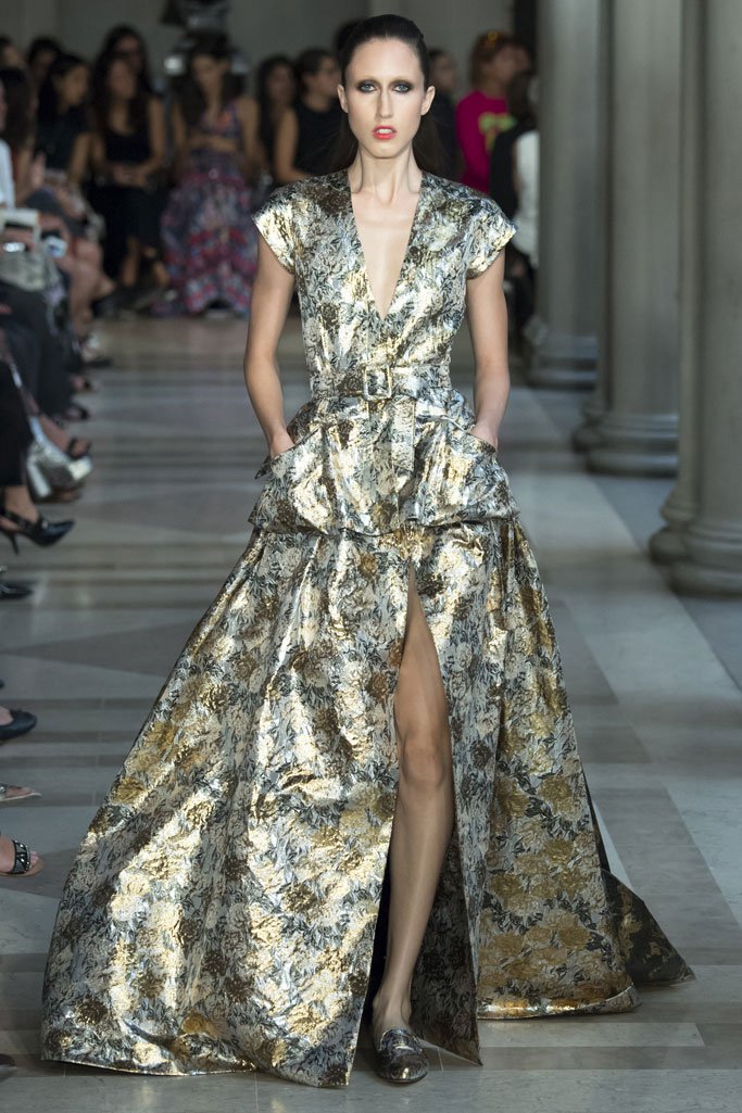 Carolina Herrera（卡罗琳娜·埃莱拉）2024纽约时装周时装秀