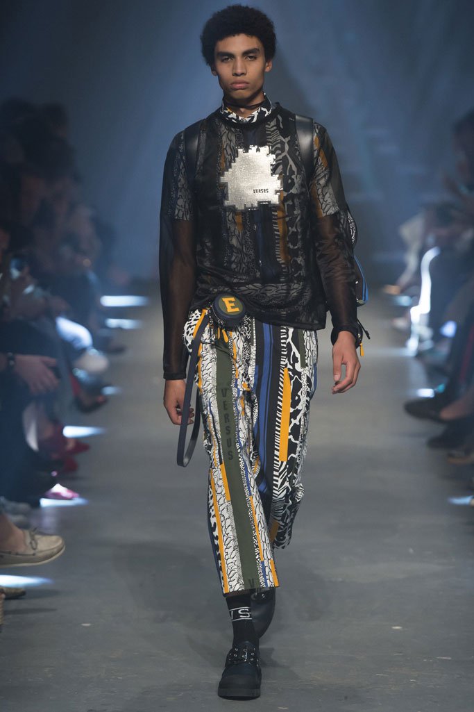 Versus Versace 2024伦敦时装发布会女装秀