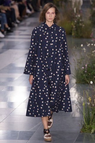 Paul Smith（保罗·史密斯）2024伦敦时装周女装秀