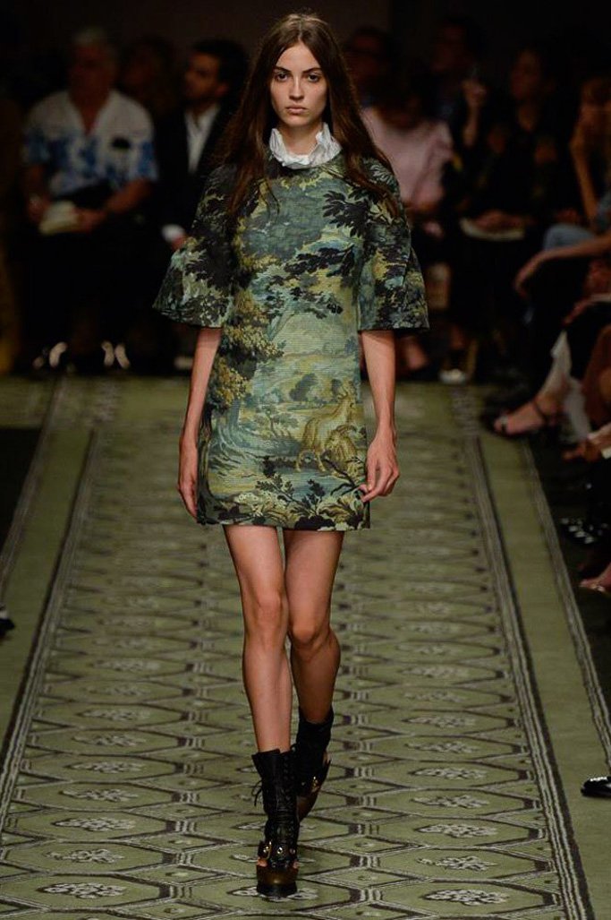 Burberry 2024伦敦发布会九月系列时装秀