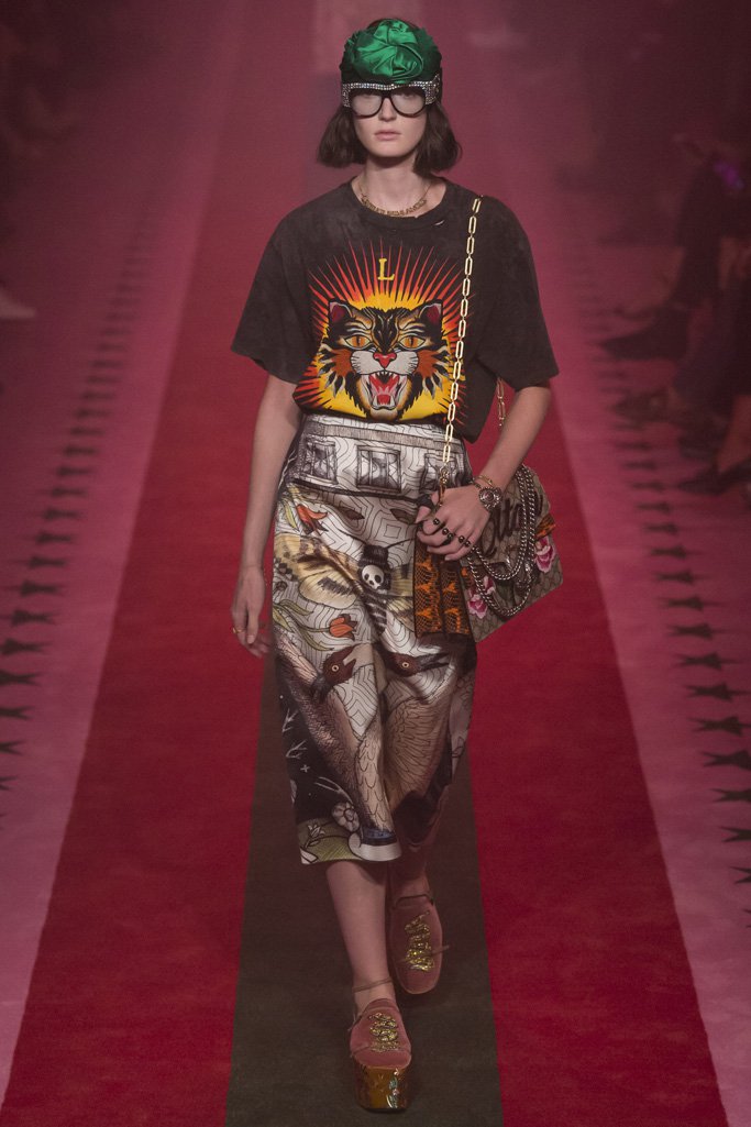 Gucci（古驰）2024米兰时装发布会女装秀