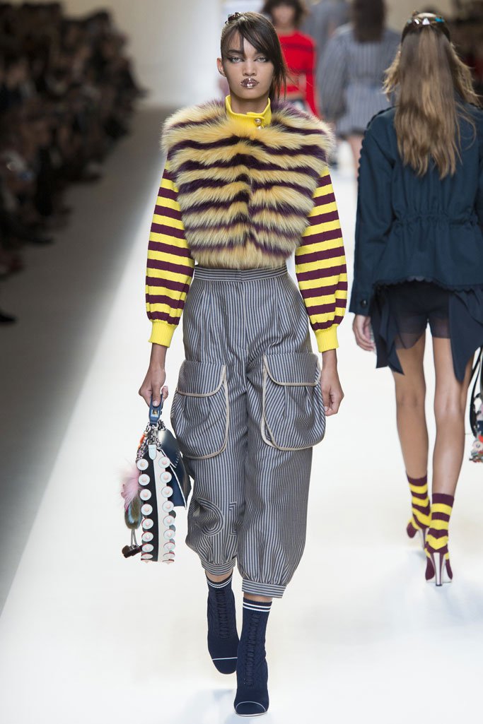 Fendi（芬迪）2024米兰时装周女装秀