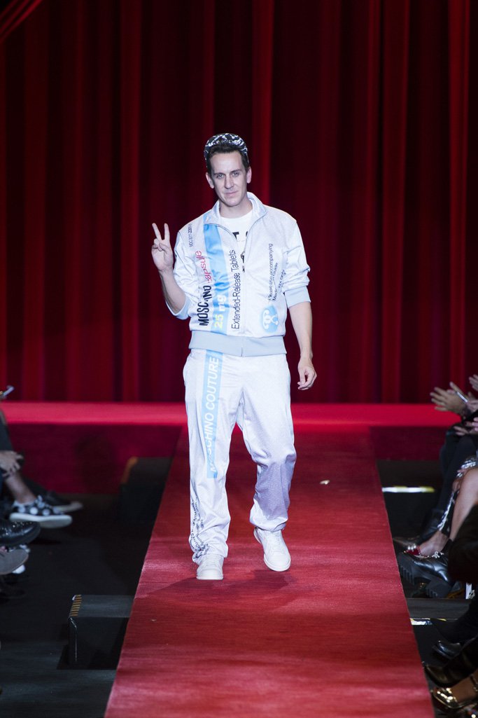 Moschino（莫斯奇诺）2024米兰时装周女装秀