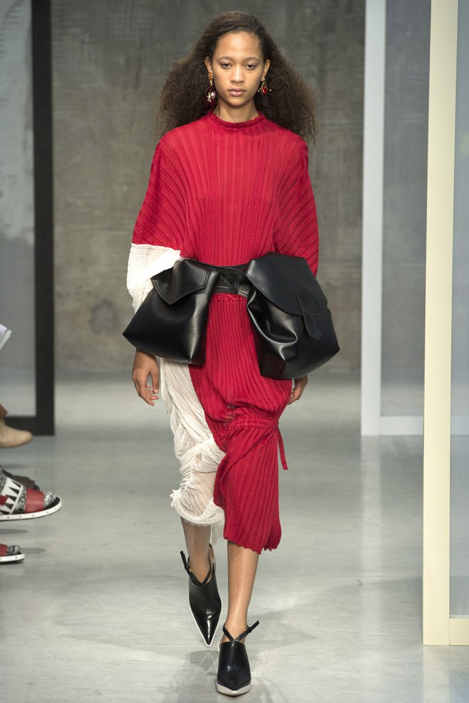 Marni（玛尼）2024米兰时装周女装秀