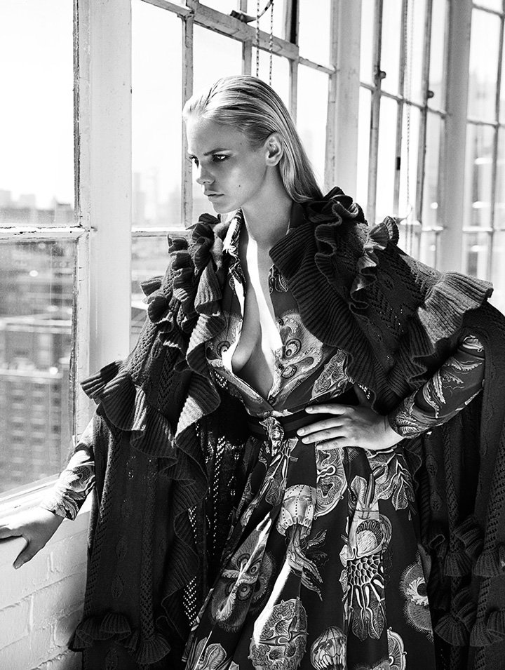 超模Marloes Horst 演绎《Woman》时尚杂志大片
