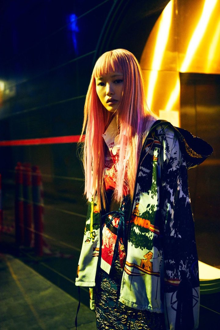 超模Fernanda Ly 演绎《Grazia》时尚杂志大片