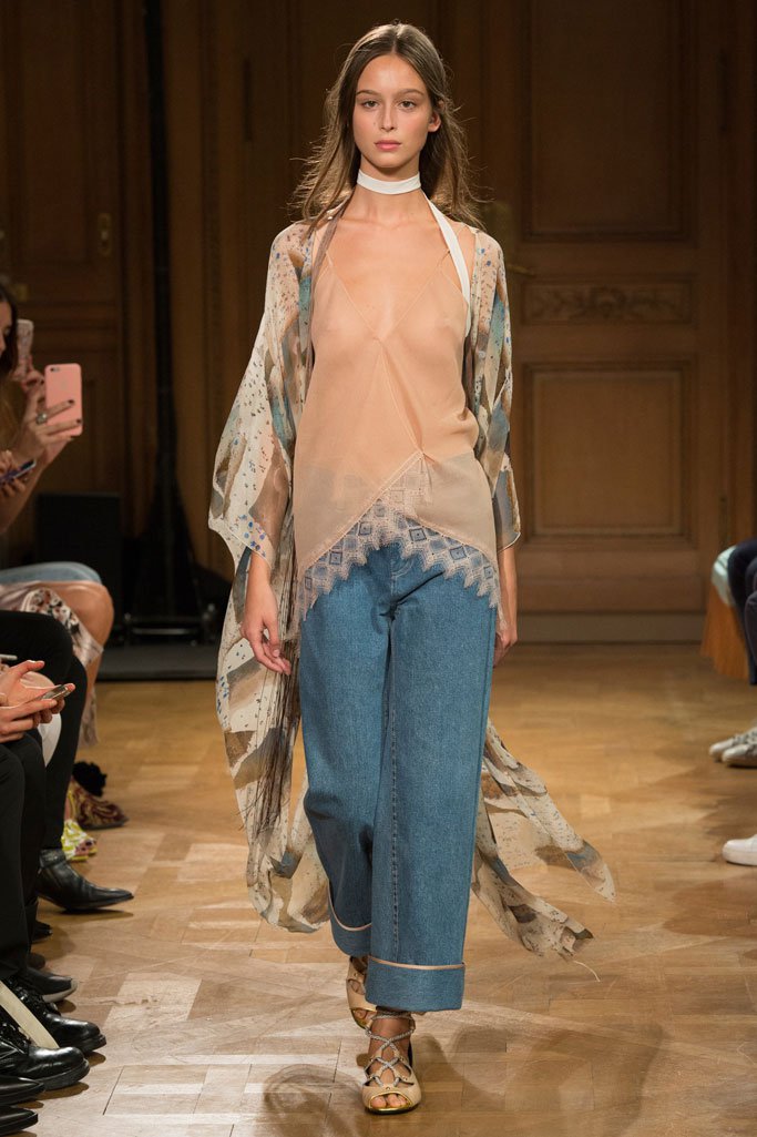 Vionnet（薇欧奈）2024巴黎时装周女装时装秀