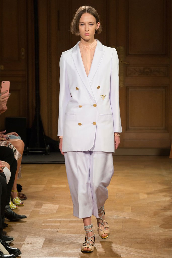 Vionnet（薇欧奈）2024巴黎时装周女装时装秀