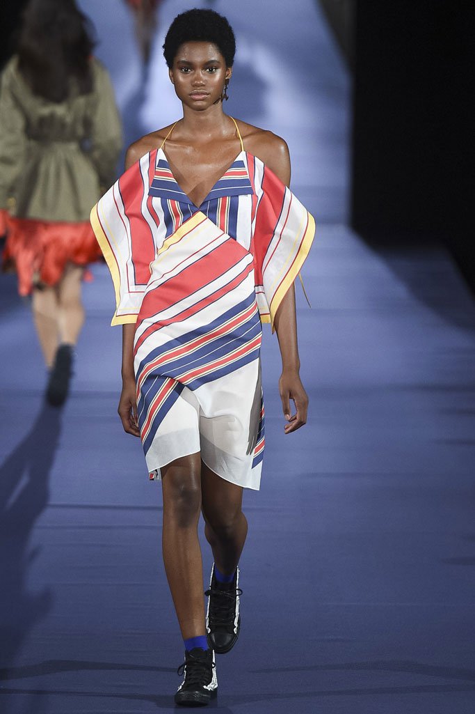 Alexis Mabille（艾历克西斯·马毕）2024春夏巴黎时装周女装秀