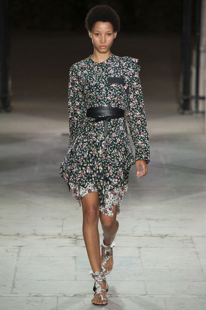 Isabel Marant（伊莎贝尔·玛兰）2024巴黎时装周时装秀