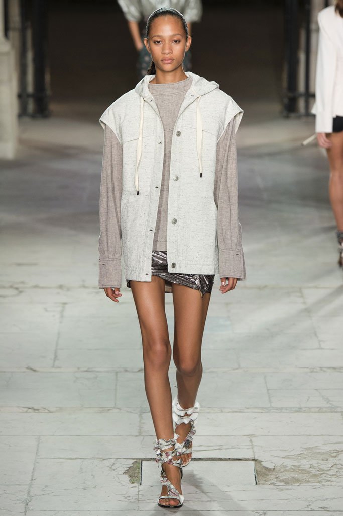 Isabel Marant（伊莎贝尔·玛兰）2024巴黎时装周时装秀