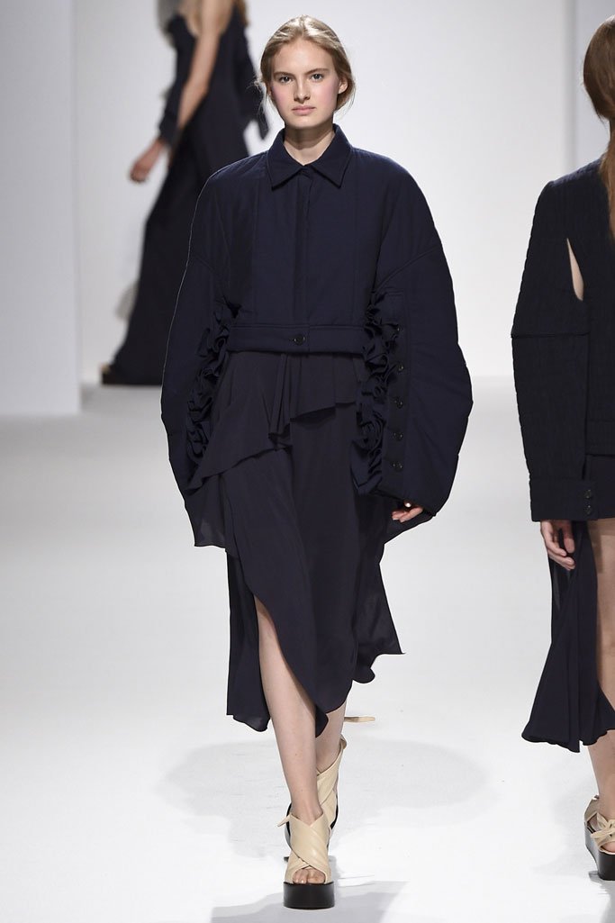Chalayan（卡拉扬）2024巴黎时装周女装秀
