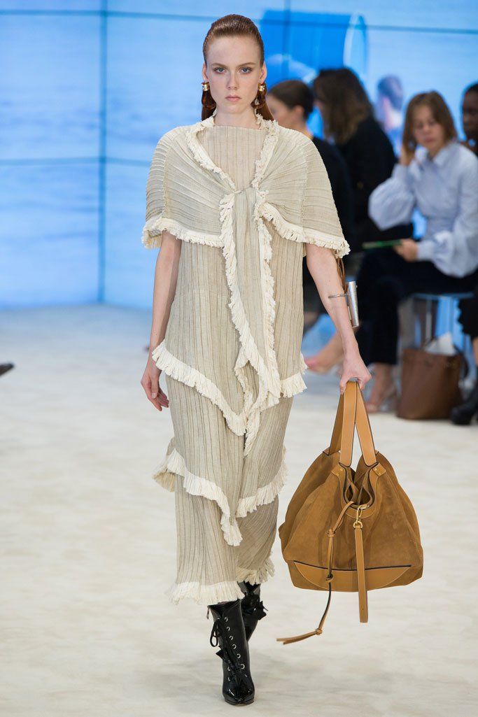 Loewe（罗意威）2024巴黎时装周女装秀