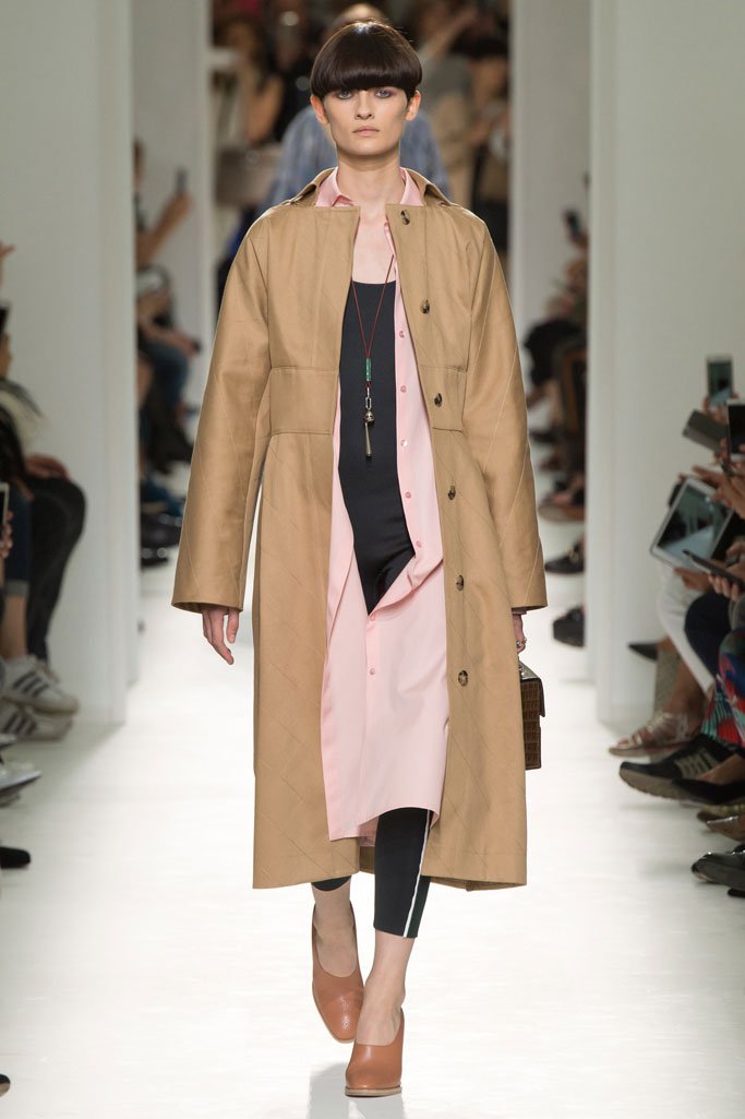 Hermès（爱马仕）2024春夏巴黎时装周时装秀