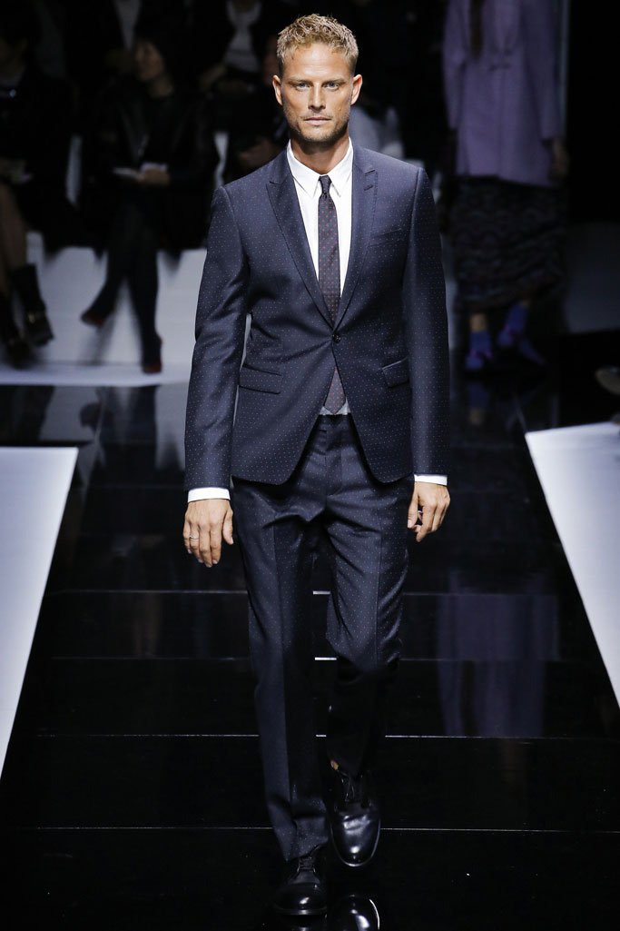 Emporio Armani（安普里奥·阿玛尼）2024巴黎时装周时装秀