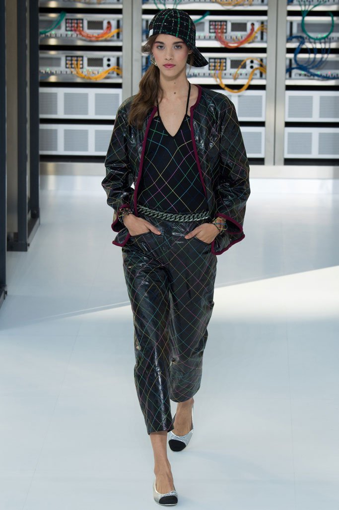 Chanel（香奈儿）2024春夏巴黎时装周时装秀