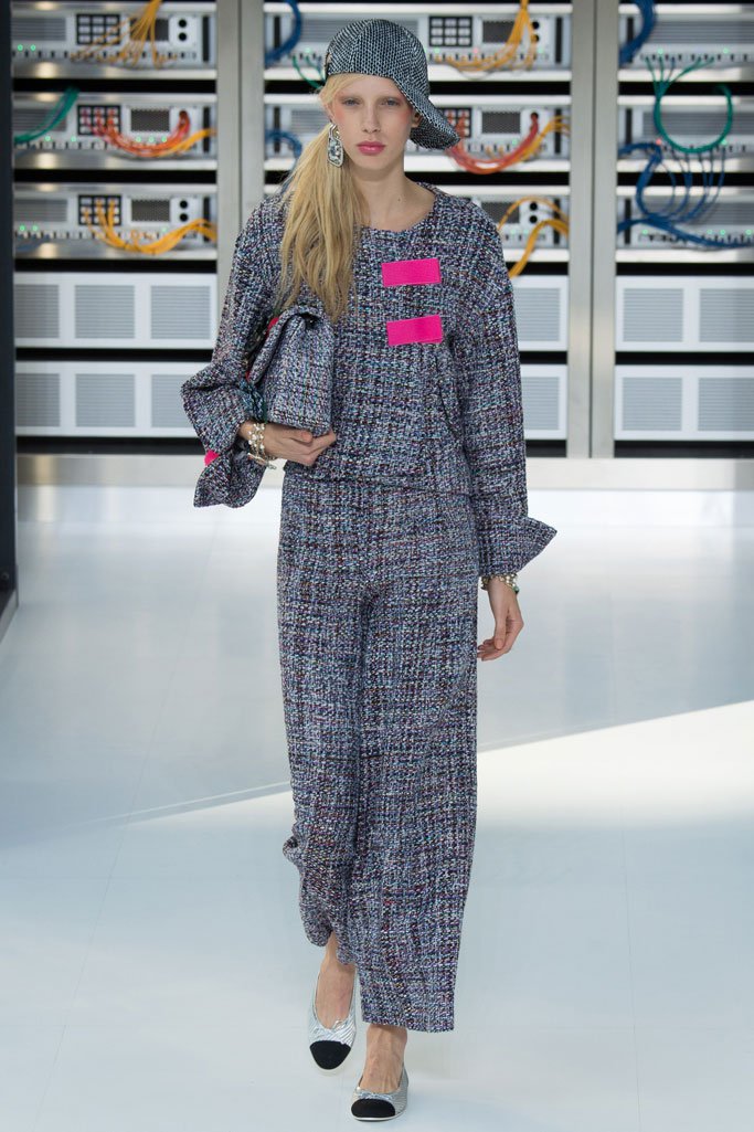 Chanel（香奈儿）2024春夏巴黎时装周时装秀