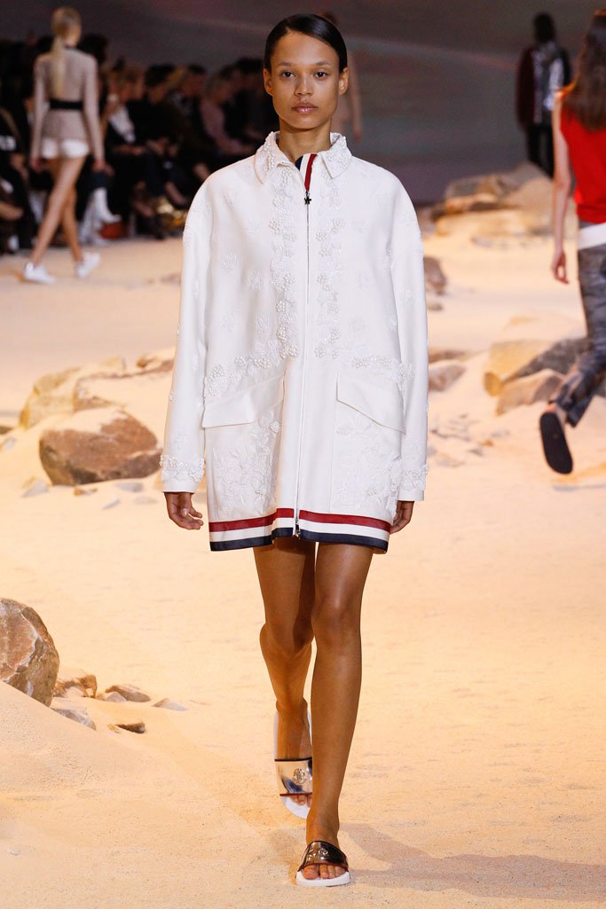 Moncler Gamme Rouge（盟可睐）2024巴黎时装周时装秀